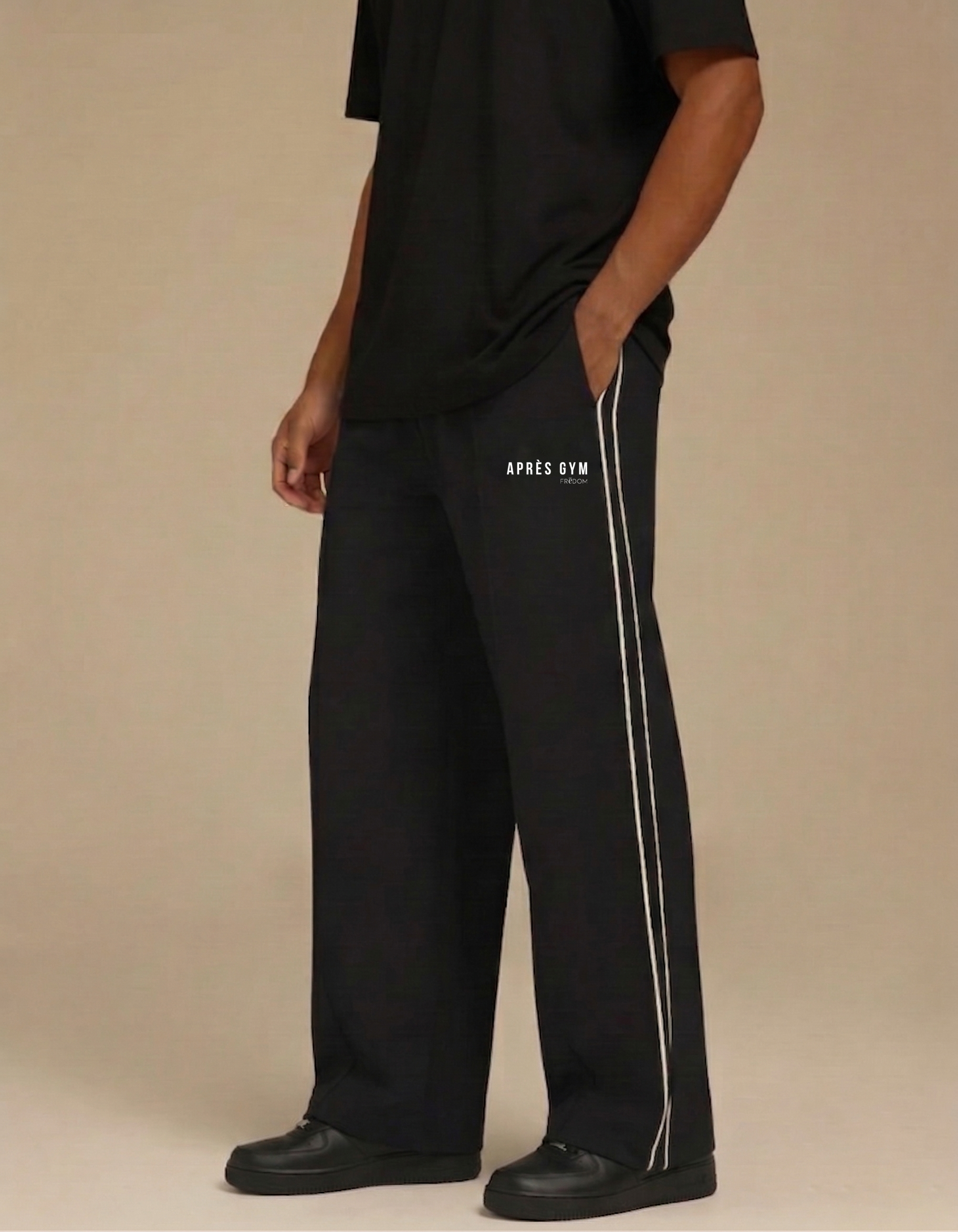 The Après Gym Side-Stripe Jogger- Men